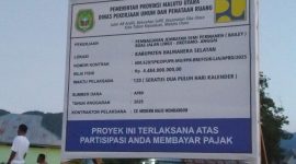 Pembangunan tiga jembatan baja di Kecamatan Obi, Kabupaten Halmahera Selatan senilai Rp.6,7 miliar 