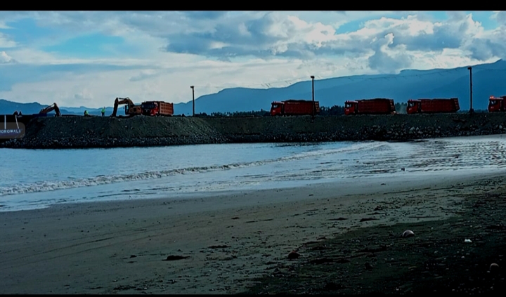 Foto : Pelabuhan jetty ilegal Milik PT STS