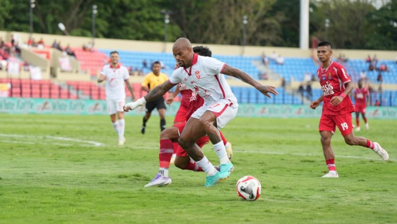 Foto: Pemain Malut Unaied, David da Silva 