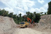 Foto: Aktifitas Gilian C ilegal di Desa Lukulamo, Kecamatan Weda, Milik Oknum polisi Polisi Polda Maluku Utara 