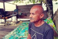 Foto: Karyawan La Musu  L. Sebagai mekanik 