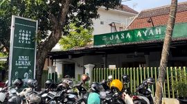 Foto : warung Siti Hajnia