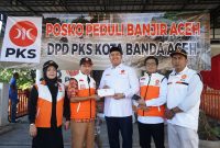 Foto: Fraksi Partai PKS Banda Aceh Memberikan Sumbangan Terhadap Korban Banjir