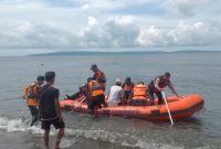 Foto, Tim Gabungan Mencari Nelayan Yang Hilang Di Halsel