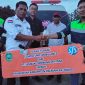 Foto: Penyerahan bantuan dilakukan langsung oleh Manajer CSR PT STS, Yuda Rangga, sebagai bentuk kontribusi perusahaan dalam membantu peningkatan akses dan kecepatan pelayananan Kesehatan 