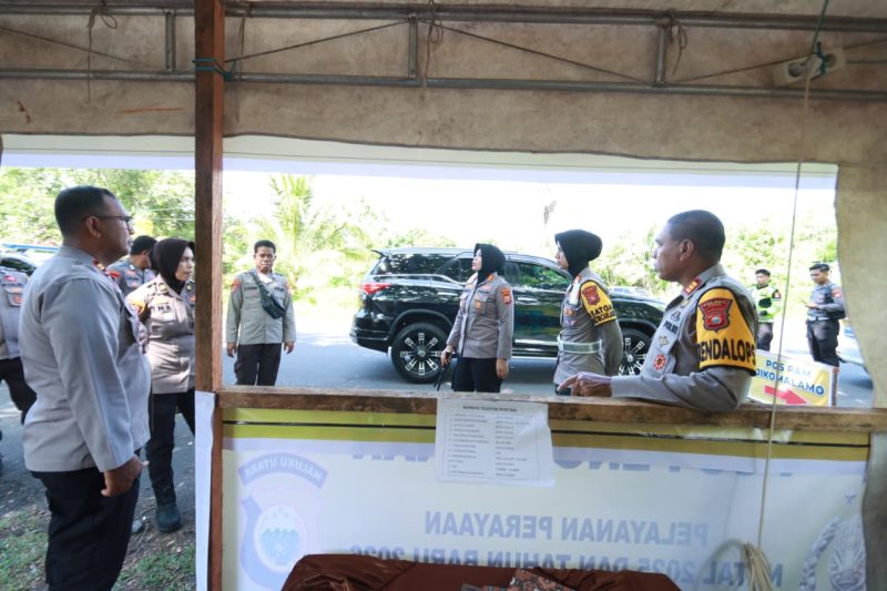 Foto: Kapolres Ternate AKBP Anita Ratna Yulianto, S.I.K., M.H., didampingi Pejabat Utama (PJU) Polres Ternate, melakukan peninjauan 
