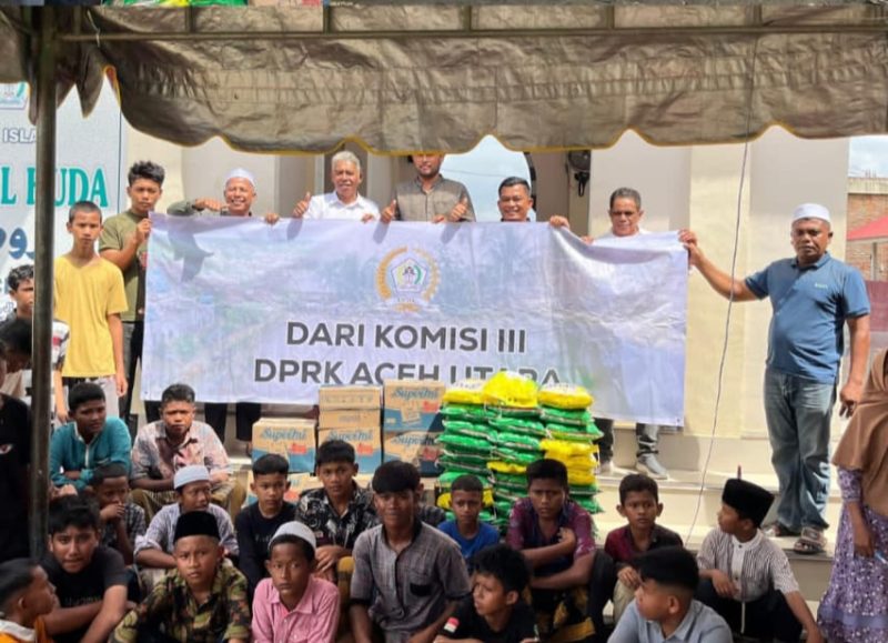 Foto : Komisi III DPRK Aceh Utara Berikan Bantuan Kepada Warga Terdampak Banjir