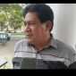 Kades Kawasi, Arifin Saroa 
Sumber Foto: Haliyora 