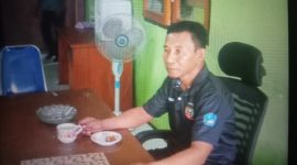 Foto, Ketua BPD berwajah Wartawan