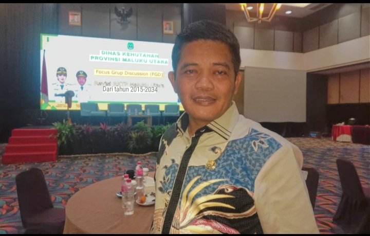 Foto: Pelaksana Tugas (Plt) Kepala Dinas Kehutanan Provinsi Maluku Utara, Ir. Basyuni Thahir