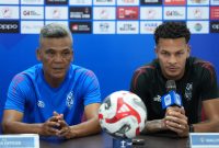 Foto: Coach Hendri Dan Igor Inocencio,