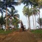 Foto, aktivitas pengambilan matrial pasir di pantai vida