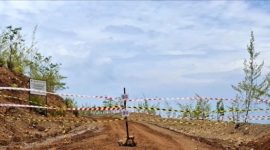 Foto: tanda larangan oleh Satgas PKH