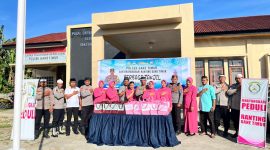 Foto: Pembagian Takjil Polsek Gane timur 