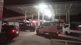 Foto, Suasana SPBU Lelilef