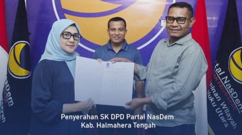 Foto: Penyerahan Sk kepengurusan Dewan Pimpinan Daerah (DPD) Kabupaten Halmahera Tengah 