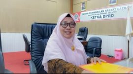 Foto: Ketua DPRD kabupaten Halmahera Selatan,Hj Salma Samad 