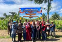 Foto:Kapolsek Gane Timur Ipda Wery Roy Djela, S.H., Camat Gane Timur Jaishi Ishak, S.H., Kepala Desa Wayamli Bayu Iswanto, jajaran personel Polsek Gane Timur, Babinsa Serka Suryanto, perangkat desa, serta para pengurus kelompok tani setempat.