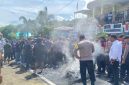 Foto: Aksi Demonstrasi masyarakat dan pemuda Desa Bobo