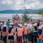 Foto: Kunjungan Masyarakat Desa Kawasi ke Danau Karo 
