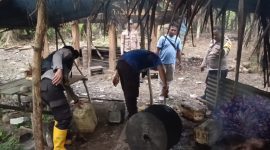 Foto: Alat produksi miras 