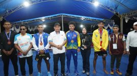 Foto: Ketua KONI Malut, Sarbin Sehe,didampingi oleh Ketua Panitia Besar Porprov V Maluku Utara, Makmur Gamgulu,