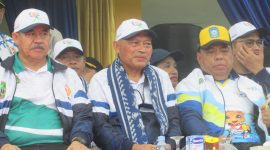 Foto: Ketua KONI Maluku Utara, Sarbin Sehe dan Bupati Halmahera Utara 