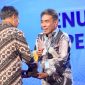 Foto: Penghargaan diterima Wakil Wali Kota Tidore Kepulauan, Ahmad Laiman, pada acara Penganugerahan Apresiasi Pemerintah Daerah Berprestasi Tahun 2026.