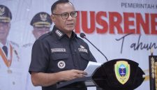 Foto: Wali kota Tidore Kepulauan, Muhammad Sinen 
