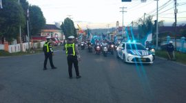Foto: Satlantas polres halsel, Mengawal konvoi pengamar piala dunia 