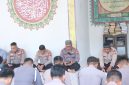 Foto: Melaksanakan kegiatan Pembinaan Rohani dan Mental