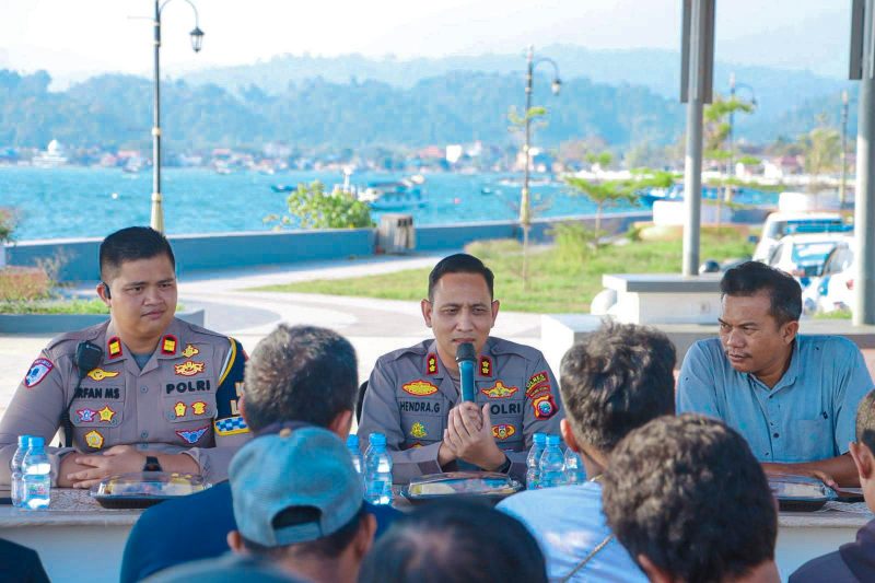 Foto:Kapolres Halmahera Selatan AKBP Hendra Gunawan, S.H., S.I.K., M.M.,