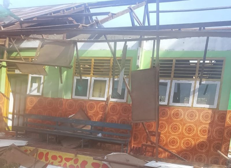 Foto: proyek Pembangunan Gedung Ruang Kelas Tipe 1 halbar 