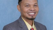 Foto: Anggota DPRD Haltim Latif Mole