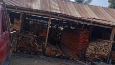 Foto: Pangakalan Kayu Milik tris di Desa buton